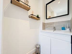 Photo 17- click for photo gallery